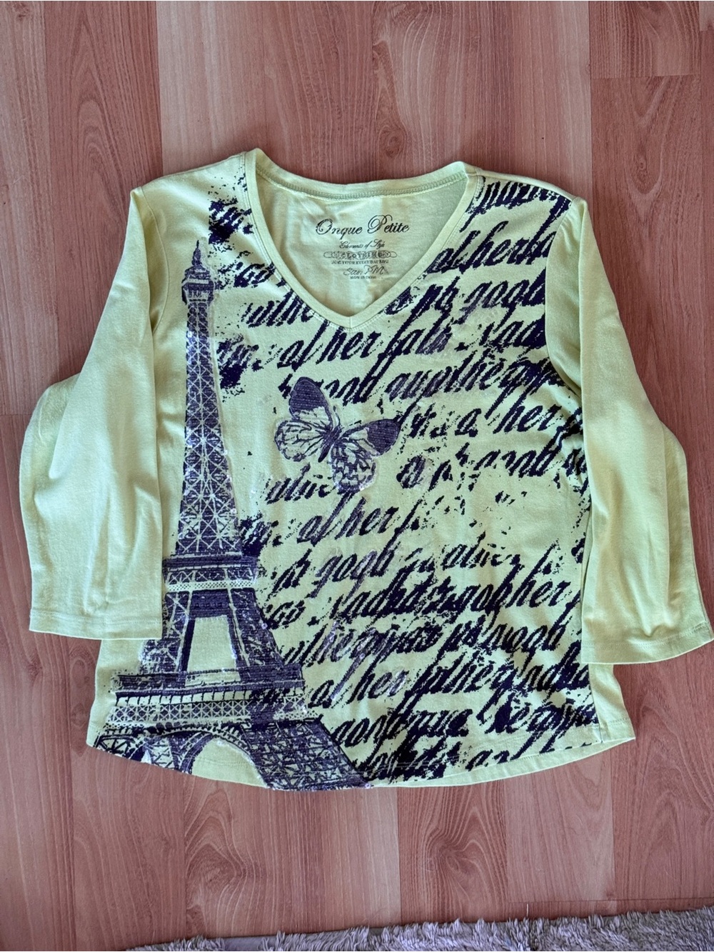 y2k vintage Yellow green sequin V-neck Eiffel Tower 3/4 sleeve Graphic Top